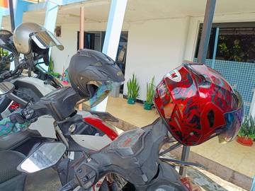 Tips Mudah Merawat Helm