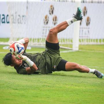 Kiper Sumsel United Curi Perhatian di Laga Debut