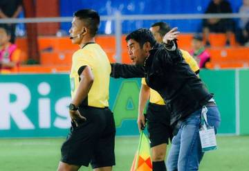 Nilmaizar Soroti Keputusan Wasit Hambat Serangan