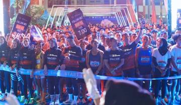 Ribuan Peserta Antusias Ikuti BSB Night Run 2025