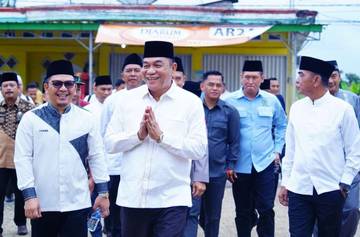 >> TOLONG TULIS BERITA JGN HANYA MENGEJAR JUMLAH, BERITA INI SUDAH TAYANG>>Masjid Al Ikhlas Diresmikan, Simbol Gotong Royong Warga