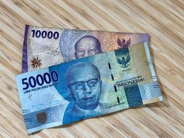Waspadai Bakteri di Uang Kertas, Jaga Kebersihan Tangan