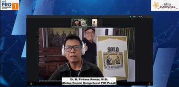Pers Hadapi Tantangan Media Sosial