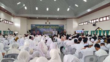 Kakanwil Kemenag Ajak Madrasah Seimbangkan Ilmu dan Nilai Agama