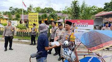 Polsek Banawa Bagikan Takjil dan Gelar Buka Bersama