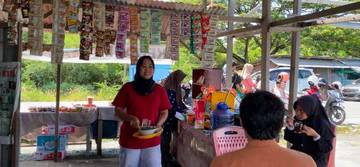 Akhir Pekan Dongkrak Ekonomi Warga Kampung Nelayan Palu