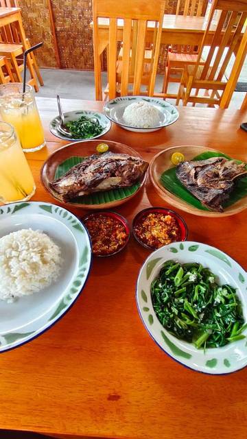 Cita Rasa Khas Rumah Makan Raja Tuna Palu