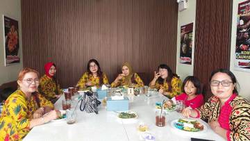Lezatnya Sajian Kedai Serba Sambal di Kota Palu