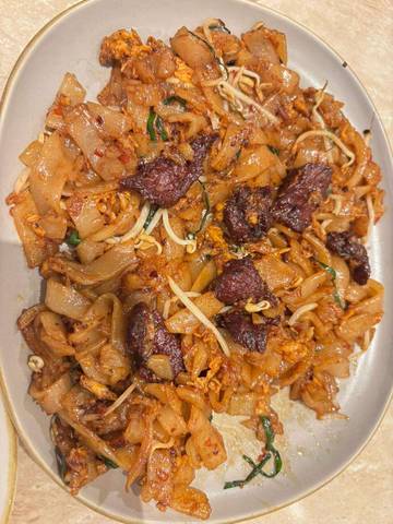 Kwetiau Goreng, Cerita di Setiap Wajan