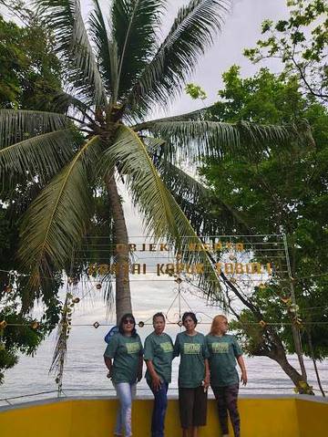 Pesona Pasir Putih di Tepian Pantai Kapuk Toboli