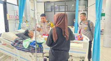 Wujud Kepedulian, Kapolres Donggala Jenguk Korban Konflik Towiora