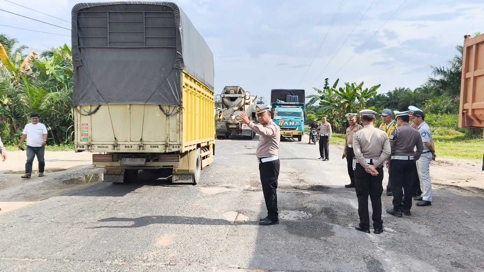 Polda Riau Cek Jalur Mudik di Lintas Timur dan Terminal - RRI.co.id