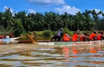 Tradisi Pacu Sampan Tanjung Balam Daya Tarik Wisata