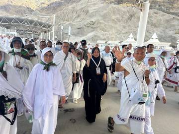 Jemaah BTH 04 Usai Lakukan Aqobah dan Tahalul 
