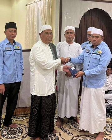 Jelang Kembali, Jemaah Kloter BTH 09 Makan Bersama 