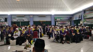 Jemaah Kloter BTH 09 Kembali ke Tanah Air 