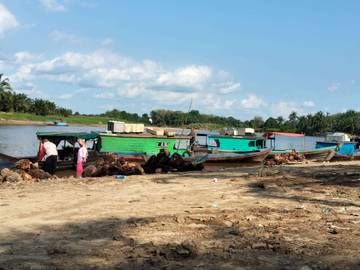Wisata Musiman Muncul Akibat Sungai Kampar Mengering