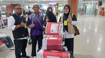 Kepulangan Dua Jemaah Terakhir Disambut Kemenag Pekanbaru 