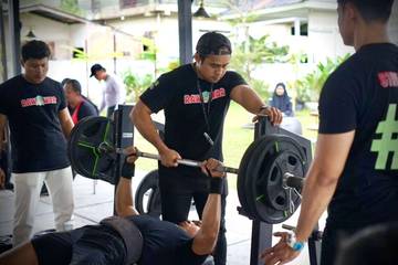 Powerlifting: Lebih dari Sekadar Angkat Berat