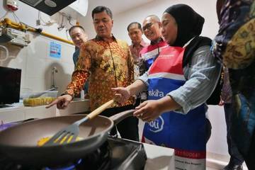 PGN Resmikan Penyaluran Gas Bumi di Wisma Atlet