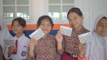 SDN 011 Desa Baru Terima Bantuan dari BRI