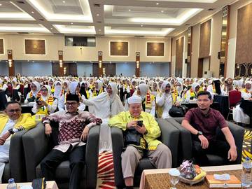 Defizon: Travel Umroh Harus Berikan Pelayanan Terbaik
