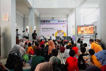 Riau Petroleum Gelar Sunatan Massal, Anak-anak Diberikan Santunan