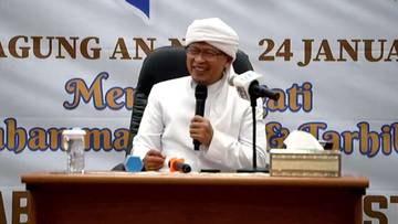 Ribuan Jamaah Riau Hadiri Tabligh Akbar AA Gym