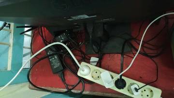 Manajemen Kabel Solusi Atasi Instalasi Semrawut Perkantoran