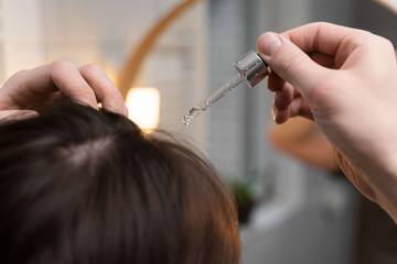 Manfaat Penggunaan Hair Oil Untuk Kesehatan Rambut Alami