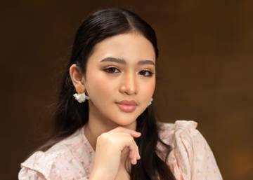 Thalia Gunawan Debut Single "Kamu Yang Dibangku Depan"