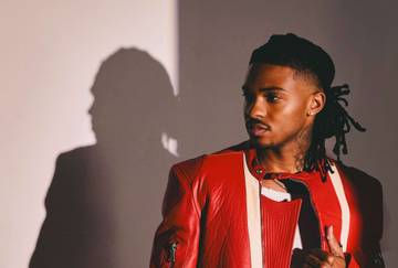 Bintang R&B Amerika Pemenang Grammy Merilis "Fly"