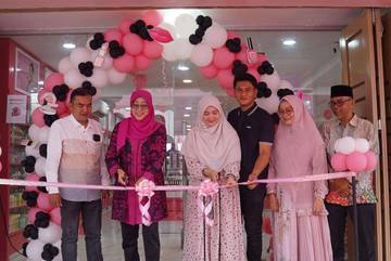 Asisten II Resmikan Grand Opening BLINK Beaute