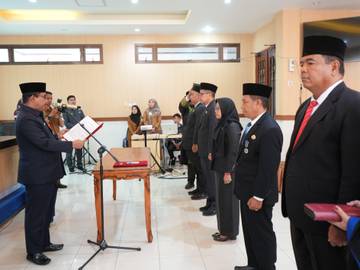 Sekda Siak Lantik Lima Pejabat Administrator 