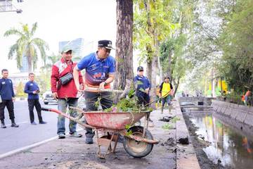 Kurve Serentak Wujudkan Pekanbaru Bersih
