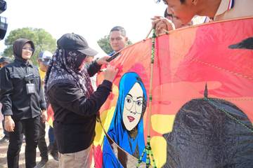 Festival Layangan Lestarikan Permainan Tradisional 