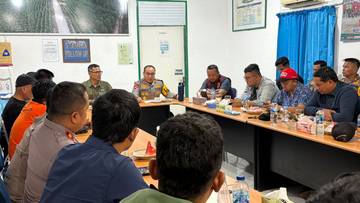 Kapolda Riau Pimpin Rapat Kasus Matinya Gajah