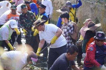 Pemprov Riau-Pemko Pekanbaru Gotongroyong Dukung Gerakan Indonesia ASRI