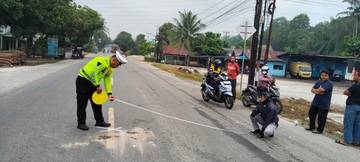 Pengendara Motor Tewas di KM 34 Kampar