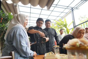 UMKM Binaan PPN Sumbagut Dibekali Pelatihan Fotografi Produk