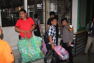 Dua Tas Mencurigakan Gegerkan Masjid Al Khairat