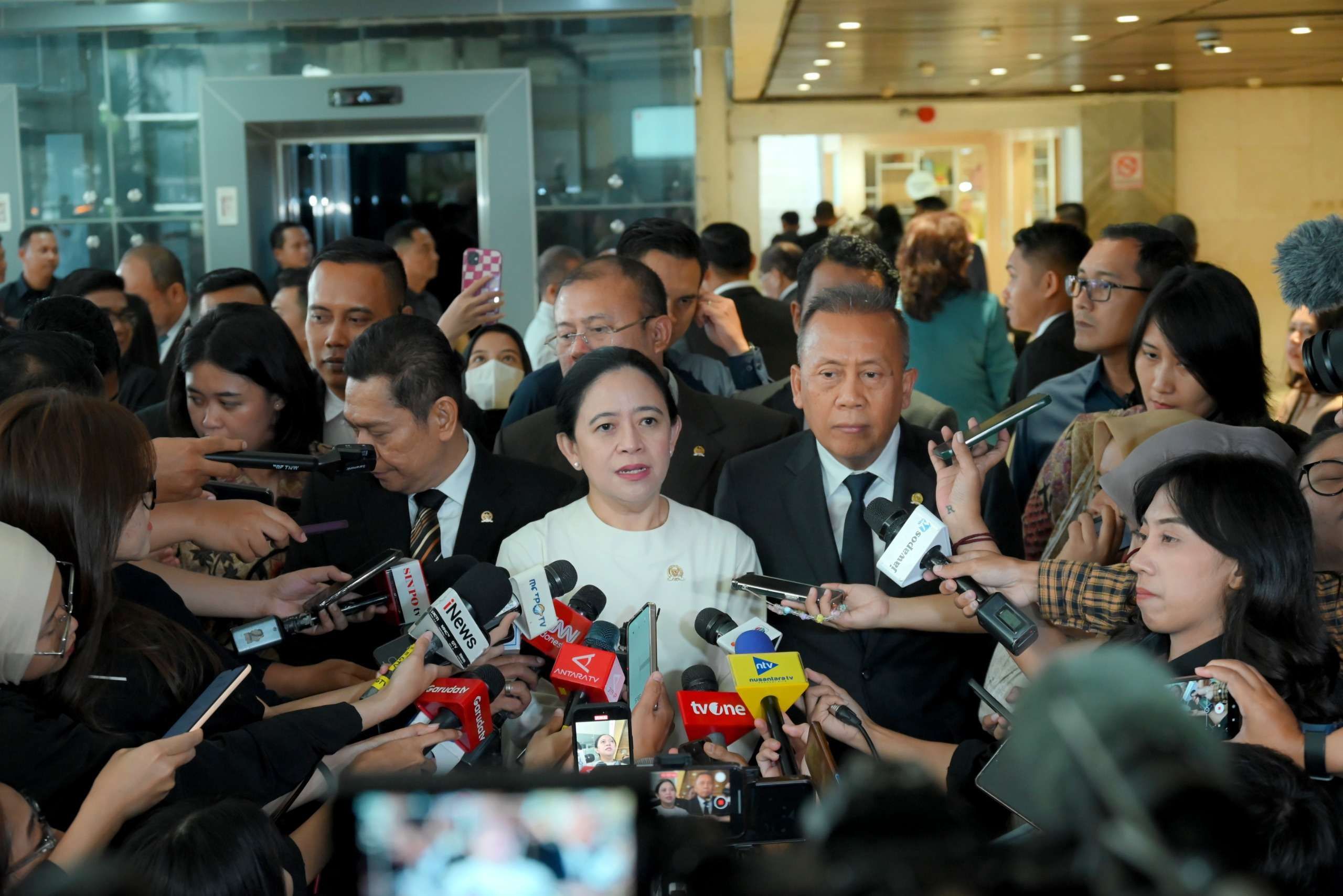 TNI Awasi Ormas, DPR Minta Sesuai Hukum