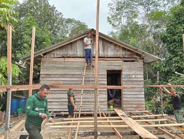 TMMD Imbangan Ke-123 Kodim 1209/Bky Rehab RTLH Warga