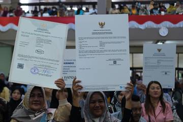 PNM Serahkan Seribu NIB ke Nasabah di Kalbar