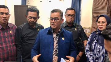 Zulfydar usulkan Pertemuan Parlemen Kalbar dengan Sarawak Malaysia