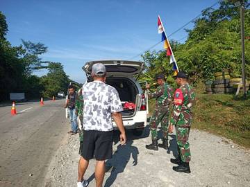 Kodim 1204/SGU Kembali Sweeping Jalur Perbatasan Sekayam  Sanggau