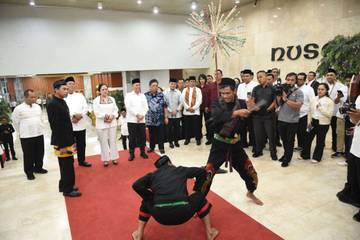 Di Momen Halalbihalal, DPR Diminta Introspeksi Diri