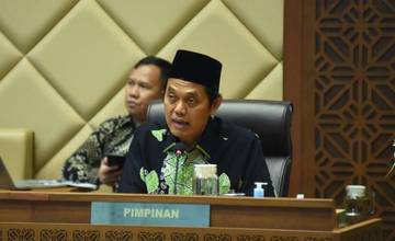 Revisi UU ASN: Sentralisasi atau Solusi?