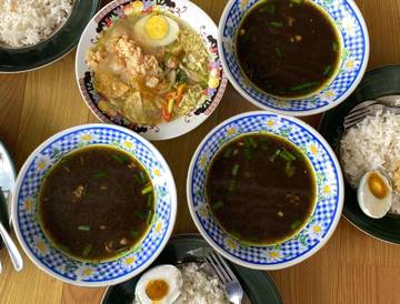 Warung Nasi Rawon dengan Rahasia Cita Rasa Otentiknya