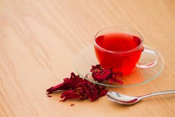 Resep Teh Bunga Rosella: Minuman Sehat Menyegarkan